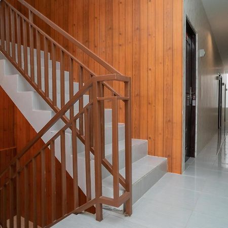 Reddoorz Near Sarinah Jakarta Luaran gambar
