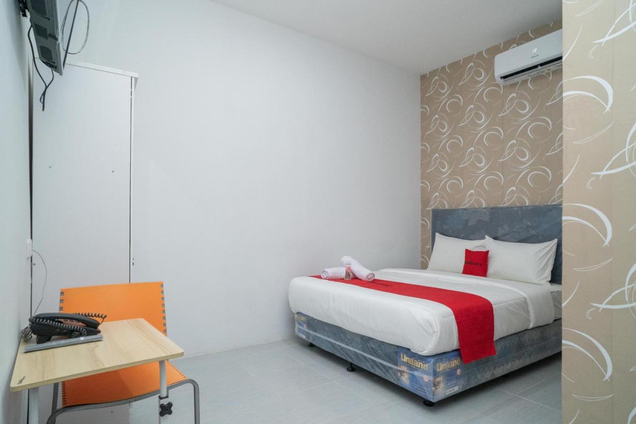 Reddoorz Near Sarinah Jakarta Luaran gambar